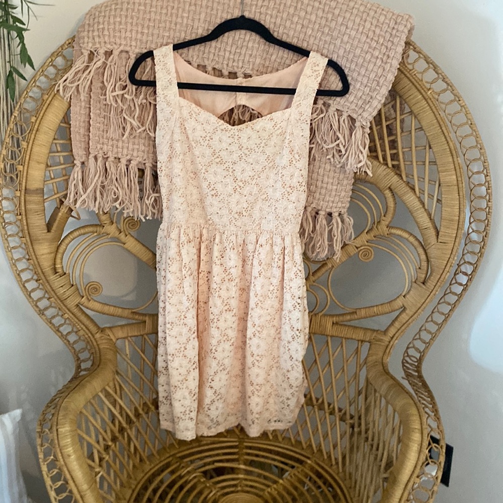 Women’s dress